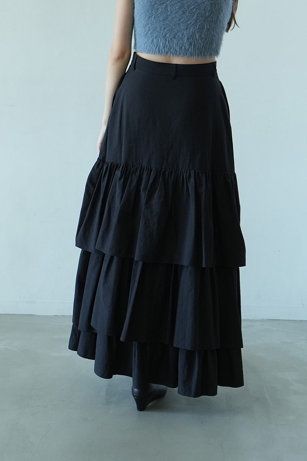 volume frill skirt